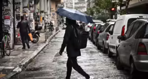 Καιρός αύριο: Βροχές και καταιγίδες στο Ιόνιο και την Ήπειρο – Στα ίδια επίπεδα η θερμοκρασία