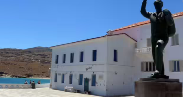 Η Άνδρος «καμαρώνει» – Βγήκε νούμερο 1 με τα πιο υποσχόμενα μέρη του κόσμου για διακοπές το 2025