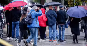 Καιρός αύριο: Καταιγίδες σε Θεσσαλία, Σποράδες, Εύβοια, Κυκλάδες και Δωδεκάνησα – Στους 18 βαθμούς η θερμοκρασία