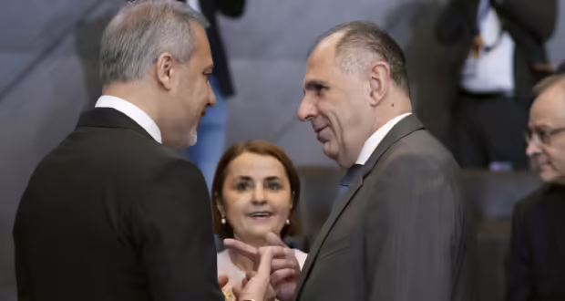 Συνάντηση Γεραπετρίτη – Φιντάν: Στο επίκεντρο διμερή ζητήματα – Εκτιμήσεις πως η Τουρκία παραμένει στην πολιτική «ήρεμων νερών»