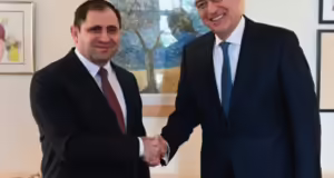 Συνάντηση Ν. Δένδια με τον Αρμένιο υπουργό Άμυνας
