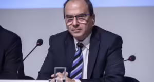 Πηγές Νέας Αριστεράς: Οι χυδαίες επιθέσεις της κυβέρνησης στον κύριο Ράμμο φανερώνουν τις βαθιές πληγές στο κράτος δικαίου