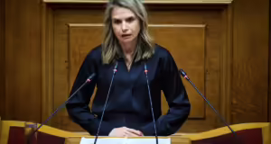Μ. Αποστολάκη: Το ΠΑΣΟΚ έθεσε την ατζέντα και η κυβέρνηση ακολούθησε
