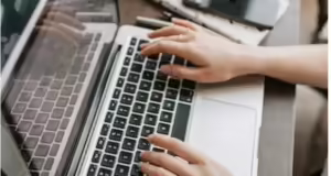 Δέσμη μέτρων για τον ψηφιακό εθισμό των ανηλίκων – Τι θα ισχύει για parco.gov.gr και Kids Wallet