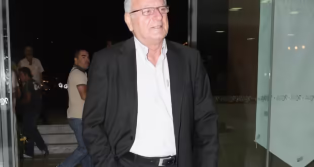 Κώστας Χαρδαβέλλας: «Βαθιά καλός άνθρωπος, φοβερός αγωνιστής» λέει ο προσωπικός γιατρός του