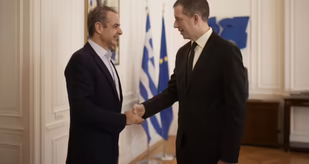 Συνάντηση Μητσοτάκη – Ντούριτς στο Μαξίμου: Η Ελλάδα στηρίζει την ευρωπαϊκή προοπτική της Σερβίας