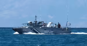 Γαύδος: Όγδοη σορός άνδρα που βρίσκεται σε παραλία του νησιού μετά το ναυάγιο με μετανάστες