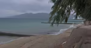 Κορινθία: «Ήταν στα χωρίσματα και ήταν πολύ στεναχωρημένη» – Τι λένε μάρτυρες για την 50χρονη που βρέθηκε νεκρή στη θάλασσα
