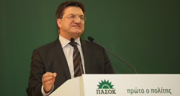 Π. Ευθυμίου για Κώστα Σημίτη: Άνθρωπος που ωφέλησε τον τόπο του από κάθε άποψη – Ποια ήταν η μόνη φορά που τον είδα συγκινημένο