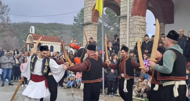 Χαλκιδική: Με την αναβίωση δύο εθίμων γιόρτασε τα φετινά Θεοφάνεια ο δήμος Πολυγύρου