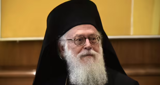 Κρίσιμες ώρες για τον Αρχιεπίσκοπο Αλβανίας: Νοσηλεύεται για τέταρτη ημέρα σε ΜΕΘ του «Ευαγγελισμού»
