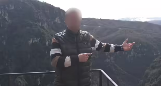 Άλιμος: «Σήκωνε τα κορίτσια στον πίνακα για να κοιτάει τα οπίσθιά τους» – Νέες μαρτυρίες για τον 52χρονο καθηγητή