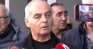 Ξέσπασε ο πατέρας του Άλκη Καμπανού για την παρουσία οπαδών έξω από τα δικαστήρια