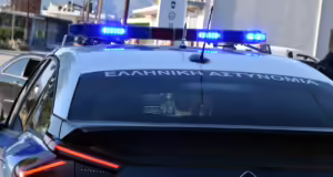 Άλιμος: Μαθητές δέχτηκαν άγρια επίθεση με γκλοπ από κουκουλοφόρους – «Το ένα παιδί έχει 10 ράμματα στο κεφάλι»
