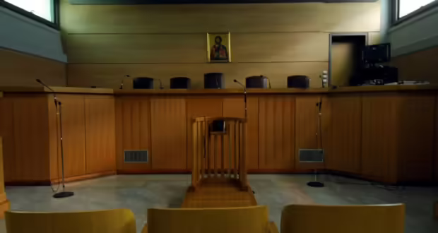 Θεσσαλονίκη: «Έσπασαν» τα ισόβια για δυο από τα τρία αδέλφια που είχαν δολοφονήσει 45χρονο ιδιοκτήτη ψητοπωλείου
