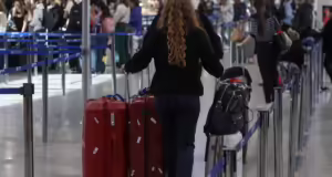 Βρετανία: Έρχονται αλλαγές στα ταξίδια και για τους Έλληνες – Η έκδοση βίζας και η διαδικασία