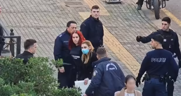 Στα δικαστήρια η Ρούλα Πισπιρίγκου – Συνεχίζεται η δίκη για τους θανάτους της Ίριδας και της Μαλένας