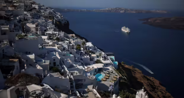 Σεισμοί στην Σαντορίνη: Δείτε live εικόνα από το νησί