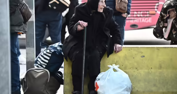 Σεισμοί στην Σαντορίνη: Η μεγάλη έξοδος – Ξεριζωμός για τους κατοίκους του νησιού όπου «χορεύουν» τα Ρίχτερ