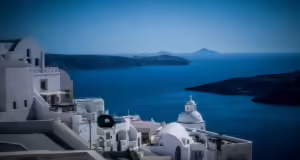 Σεισμοί στη Σαντορίνη: «Κινδυνεύουν τα σπίτια με θέα, στο χείλος της Καλντέρας» λέει καθηγητής Γεωλογίας