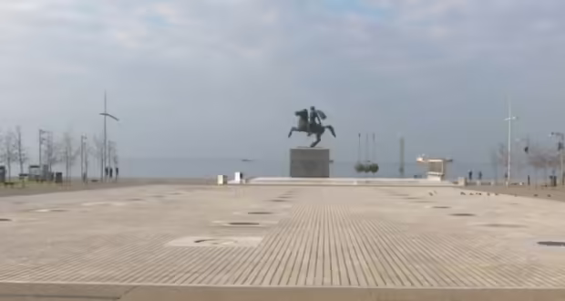 «Τάξη» στη νέα παραλία επιχειρεί να βάλει ο δήμος Θεσσαλονίκης