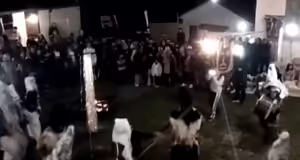 Το παραδοσιακό δρώμενο «Οι Λυκοκάντζαροι» από την ομάδα νέων «Η Δημιοβίτισσα»