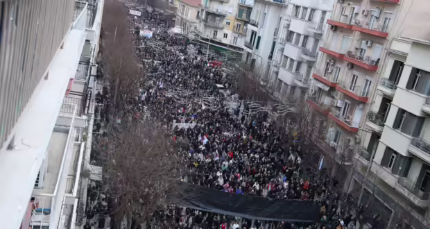 Κλοιός κινητοποιήσεων και απεργιών την Παρασκευή – Τι θα ισχύσει στη Θεσσαλονίκη