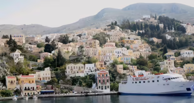 Σύμη: Αίτημα για τον διορισμό προσωρινού κηδεμόνα στην 13χρονη που σχεδίαζε να δηλητηριάσει τη μητέρα της