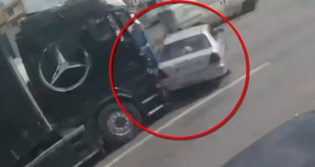 Χαϊδάρι: Βίντεο από την καραμπόλα στη Λεωφόρο Αθηνών με τις 2 νταλίκες, το βυτιοφόρο και τα 3 αυτοκίνητα