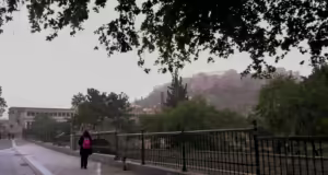 Καιρός σήμερα: Καταιγίδες σε Θεσσαλονίκη και Ιόνιο – Αφρικανική σκόνη και 23 βαθμοί Κελσίου στην Κρήτη