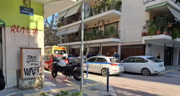 Λάρισα: Άνδρας έπεσε από τον 4ο όροφο πολυκατοικίας και σκοτώθηκε