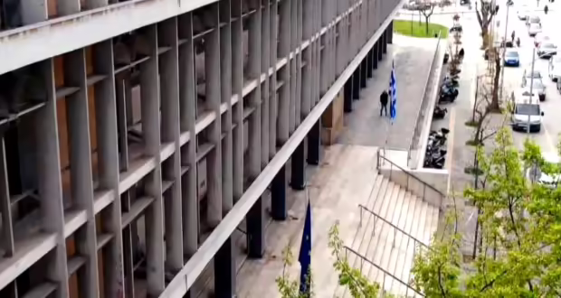 Θεσσαλονίκη: Απαλλάχθηκε με βούλευμα 19χρονη που κατηγορούταν για βιασμό του συντρόφου της