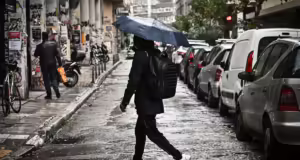 Καιρός αύριο: Συννεφιασμένη 25η Μαρτίου με τοπικές βροχές