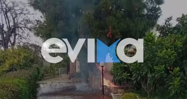 Φωτιά στην Εύβοια: Κεραυνός έπεσε σε σπίτι κατά τη διάρκεια της κακοκαιρίας