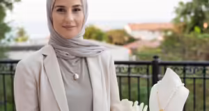 Καβάλα: Noor Neiroukh, η γυναίκα που βλέπει τα κοσμήματα που σχεδιάζει να «ταξιδεύουν» σε όλο τον κόσμο