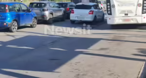 Αργυρούπολη: «Είναι πολυτραυματίας και βρίσκεται στη ΜΕΘ» λέει ο πατέρας του 18χρονου που παρασύρθηκε από όχημα