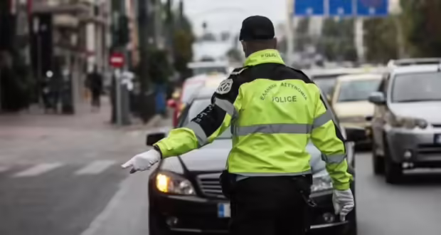 Συγγρού: Γνωστός επιχειρηματίας ο οδηγός του supercar που έτρεχε με 291 χιλιόμετρα