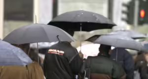 Καιρός αύριο: Σύννεφα, βροχές και καταιγίδες σε όλη τη χώρα – Στα λευκά θα «ντυθούν» τα ηπειρωτικά ορεινά