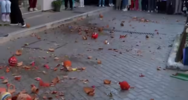 Πρέβεζα: Έσπασαν τρεις χιλιάδες Μπότηδες στο ιστορικό κέντρο
