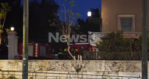 Ταυτοποιήθηκε ο άνδρας που έστειλε μήνυμα στο 112 για βόμβα στη Βουλή
