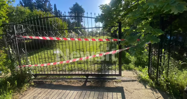 Θεσσαλονίκη: 72χρονη βρήκε φρικτό θάνατο από καγκελόπορτα