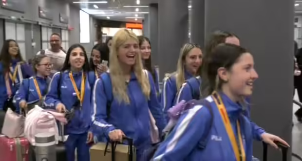 Θεσσαλονίκη: Άφιξη της Εθνικής Ομάδας Cheerleading με το χάλκινο μετάλλιο από το Παγκόσμιο Πρωτάθλημα στις αποσκευές