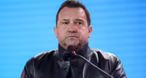 Νίκος Πλακιάς σε Κώστα Καραμανλή: «Άλλα θα έλεγες αν δεν ήταν κυβέρνηση το κόμμα σου»
