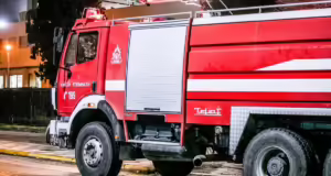 Θεσσαλονίκη: Ισχυρή έκρηξη σε είσοδο πάρκινγκ πολυκατοικίας – Ακρωτηριάστηκε μια γυναίκα