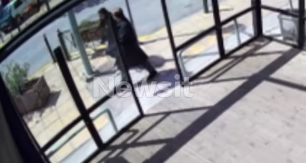 Μαρούσι: Ανθρωποκυνηγητό για τον εντοπισμό του άνδρα με την καπαρντίνα που παρενοχλεί ανήλικες