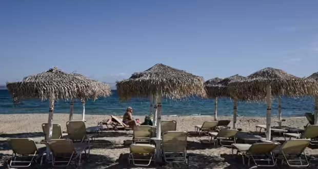 Καιρός: Σε ρυθμούς καλοκαιριού – Σταθερά πάνω από τους 30 βαθμούς από αύριο η θερμοκρασία