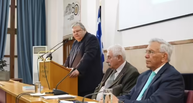 Στην παρουσίαση του βιβλίου του Γ. Βαληνάκη για τα ελληνοτουρκικά ο Ευάγγελος Βενιζέλος