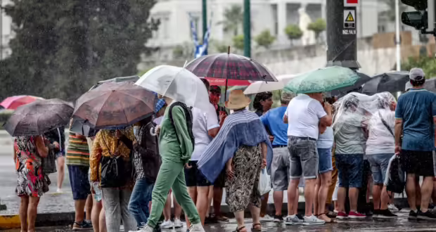 Καιρός αύριο: Τοπικές βροχές και αρκετή ζέστη σε όλη τη χώρα – Έως 30 βαθμούς η θερμοκρασία
