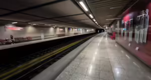 Άνδρας έβγαλε μαχαίρι στο μετρό της Ανθούπολης και απείλησε επιβάτη για μια θέση – «Τρέχαμε να προστατευθούμε»