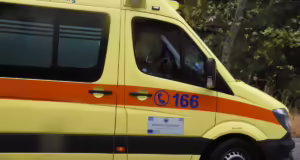 Πάτρα: 60χρονη περιέλουσε με νερό και χλωρίνη φοιτήτρια επειδή έκανε φασαρία